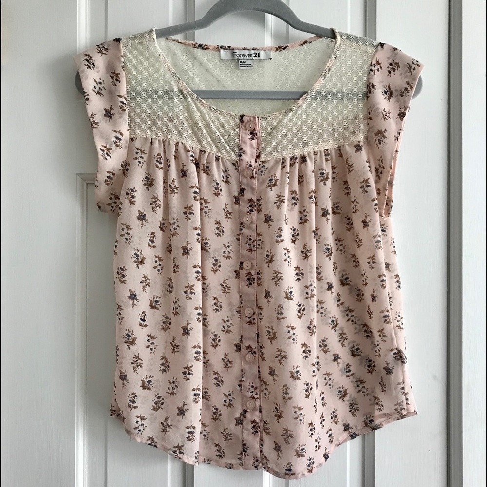 ADORABLE Forever 21 Top